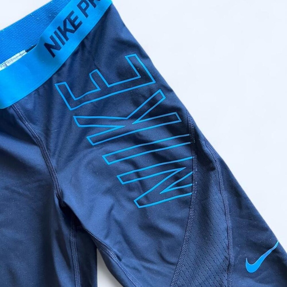 Nike Pro Hypercool blue & navy polyester & elastane leggings #activewear #athlet